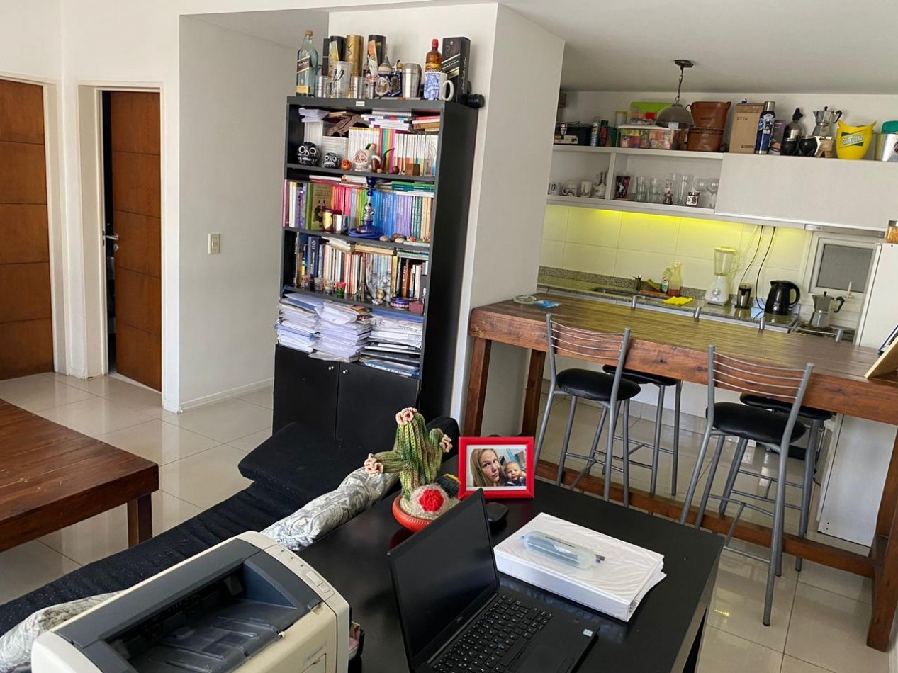 Hermoso departamento 2 ambientes a la calle, con detalles de calidad, gran balcon y luz