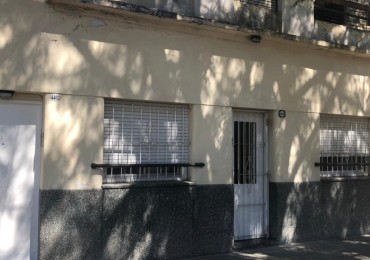 3 Amb y 1/2 Tipo Casa al Ctra- Frente entrada Independ x Pasillo, Tza c/Parrilla y Lavad., IMPECABLE Sin Expensas